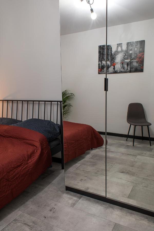 Apartament Black Loft Nysa Esterno foto